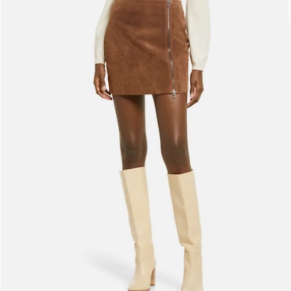 NWT BLANK NYC Tan Brown Zip Suede Miniskirt In Dark Caramel Macchiato Size 25 - Picture 1 of 11